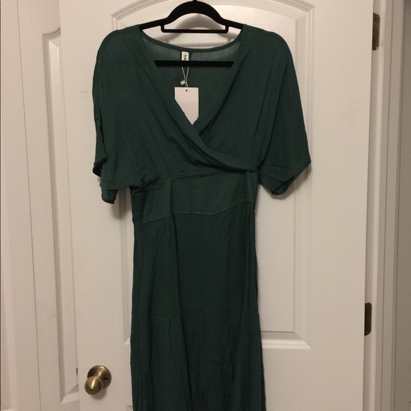 nextmia Dresses & Skirts - 🌺very pretty green dress🌺